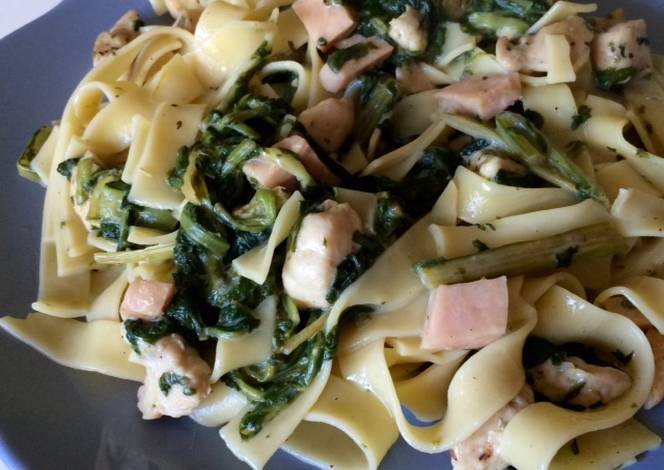 Receta para aumentar la fertilidad: tallarines de pollo y acelgas
