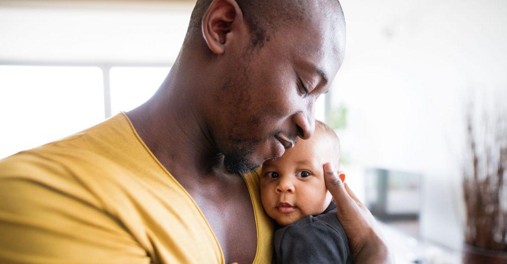 Cómo decirle que va a ser padre