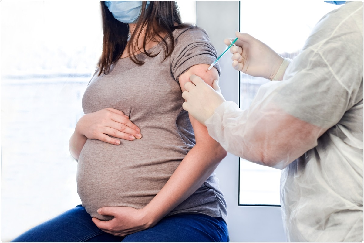 La vacuna COVID-19 de Pfizer-BioNTech podría no estar asociada a efectos adversos sobre la fertilidad y la lactancia, según un estudio