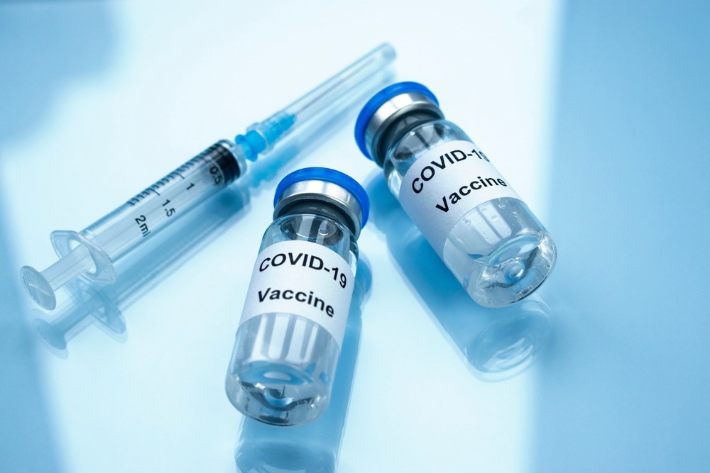 Study: The impact of COVID-19 vaccines on fertility-A systematic review and metanalysis. Image Credit: Tanya Dol/Shutterstock Study: The impact of COVID-19 vaccines on fertility-A systematic review and metanalysis. Image Credit: Tanya Dol/Shutterstock